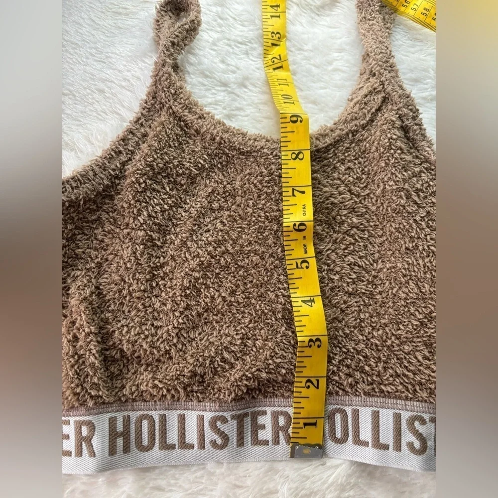 Sleep fuzzy tan crop tank top from Hollister size XS - Picture 4 of 5